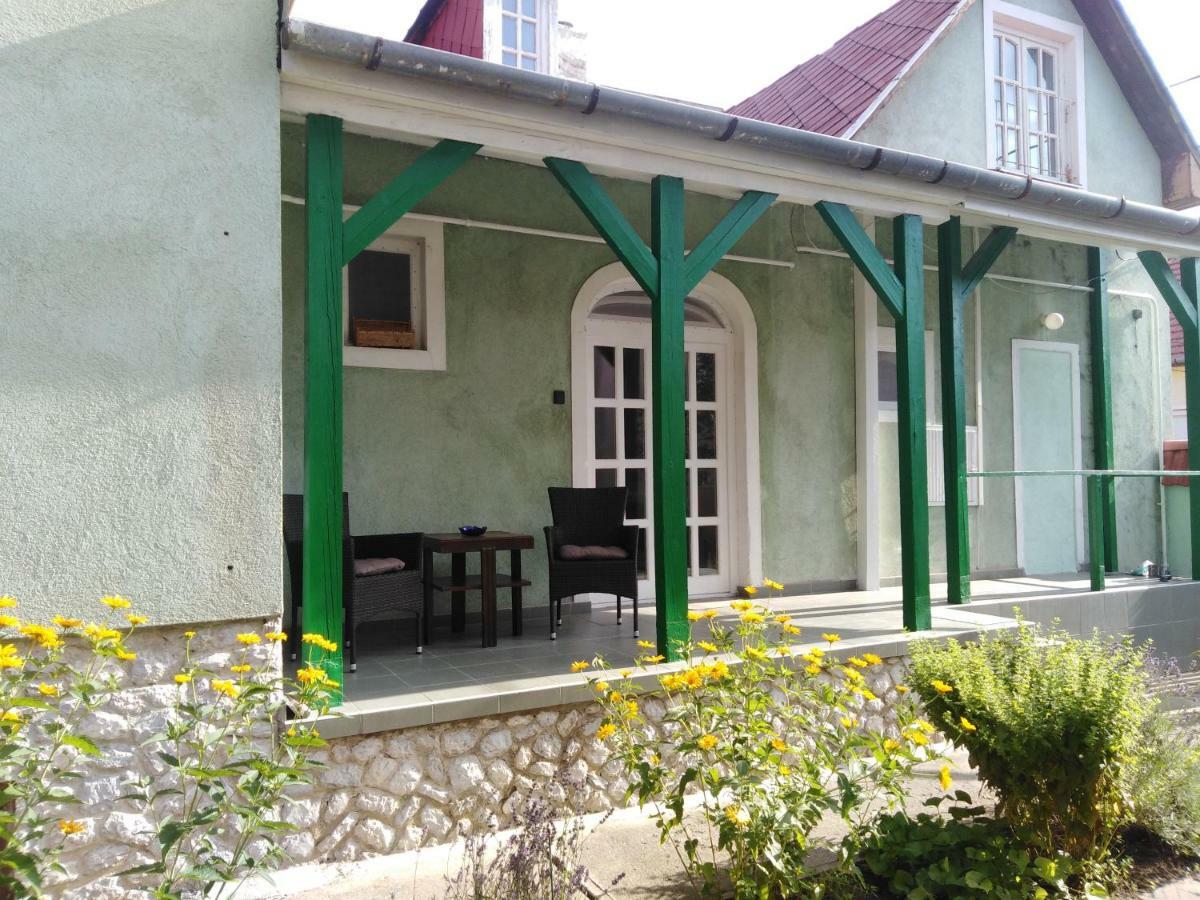 Orgona Vendeghaz Miskolc Apartment Ngoại thất bức ảnh